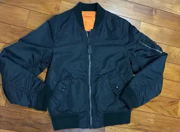 ALPHA MA-1 플라이트 자켓 블랙 리버서블