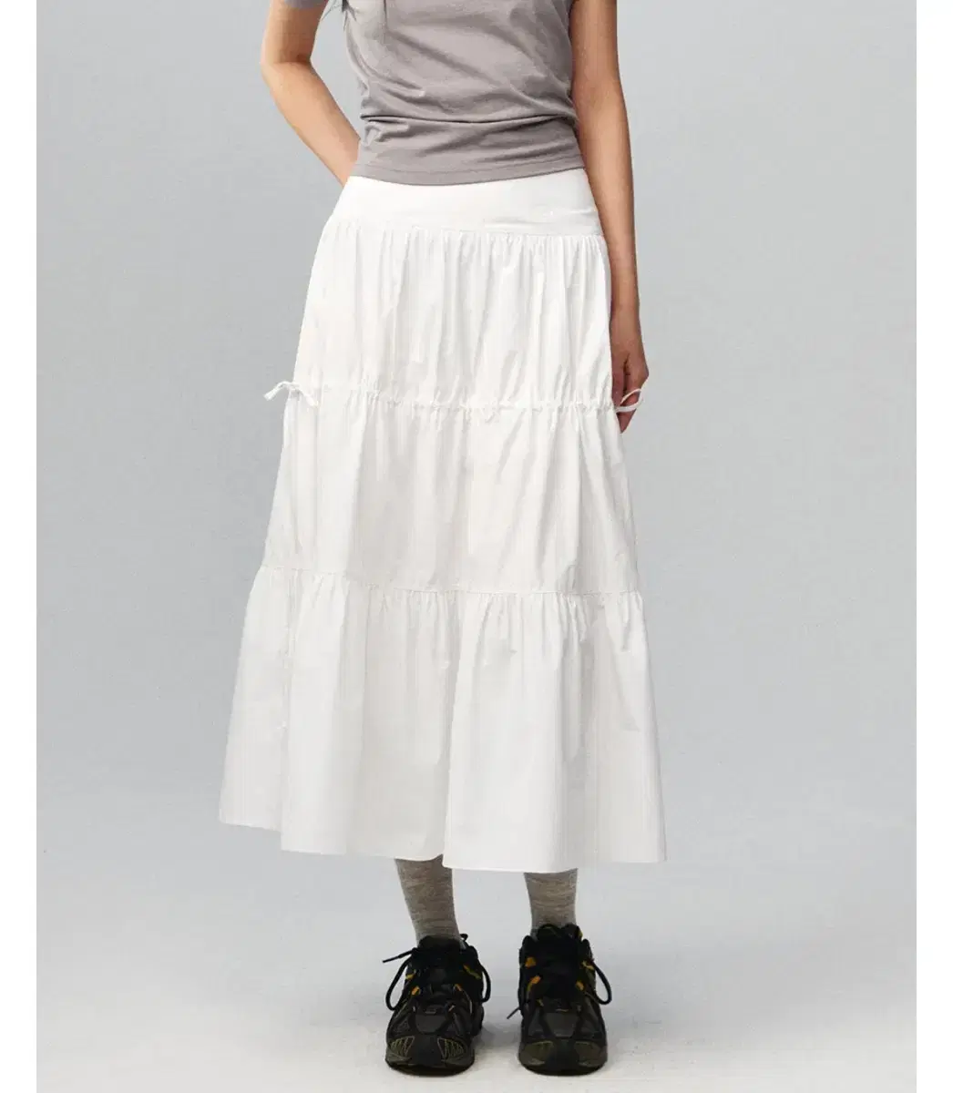 Standard Shirring Full Skirt White
