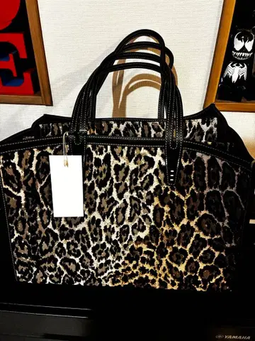 (A VACATION) CLUB BAG L KHAKI LEO: 토트백