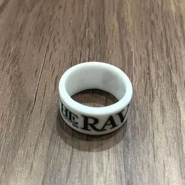 The RAVENS 러버 반지 화이트만