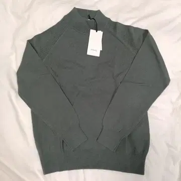 AOURE 울 니트 스웨터 M 사이즈