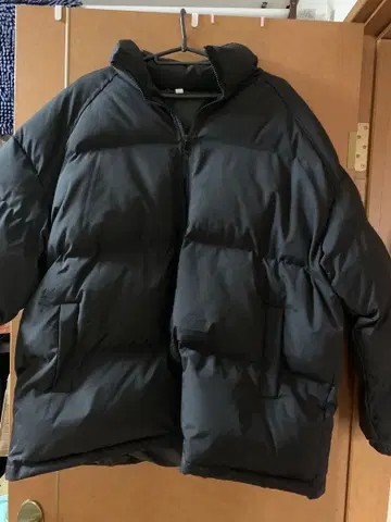 ZOE 블랙 다운 자켓