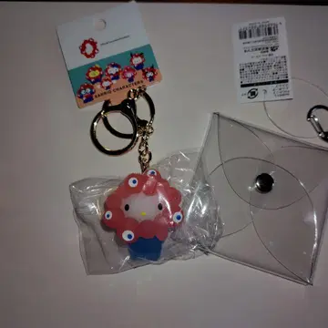 [ 새상품 ] 키티 산리오 미야쿠미야쿠 클리어 컬러 키링 케이스 포함