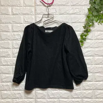 [ 쿠튀르 브로치 ] ( M ) 울 블렌드 블라우스 레이스 긴팔