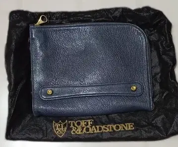 TOFF&LOADSTONE 네이비 클러치백