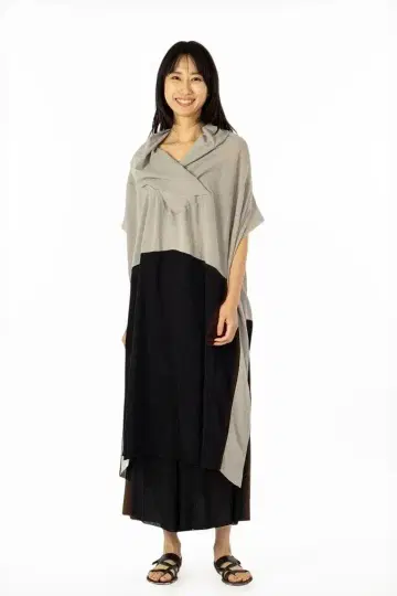 MIKHAIL GKINIS 아오야마