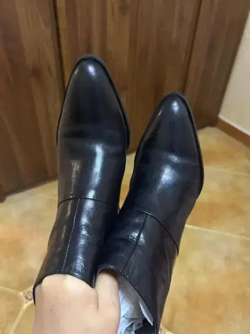 블랙 가죽 웨스턴 부츠 중간 굽