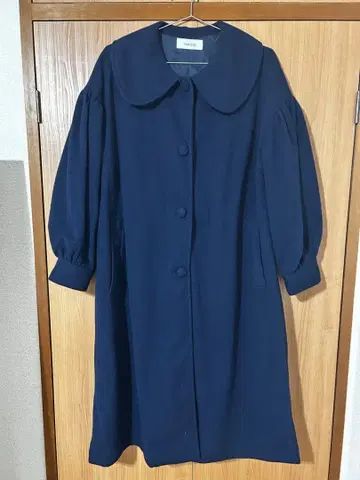 네이비 롱 코트 큰 옷깃