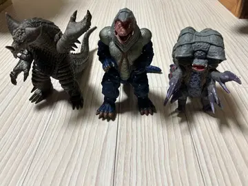 울트라맨 괴수 고모라 소프트 비닐