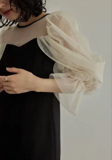 튤 오프숄더 드레스 포멀 결혼식