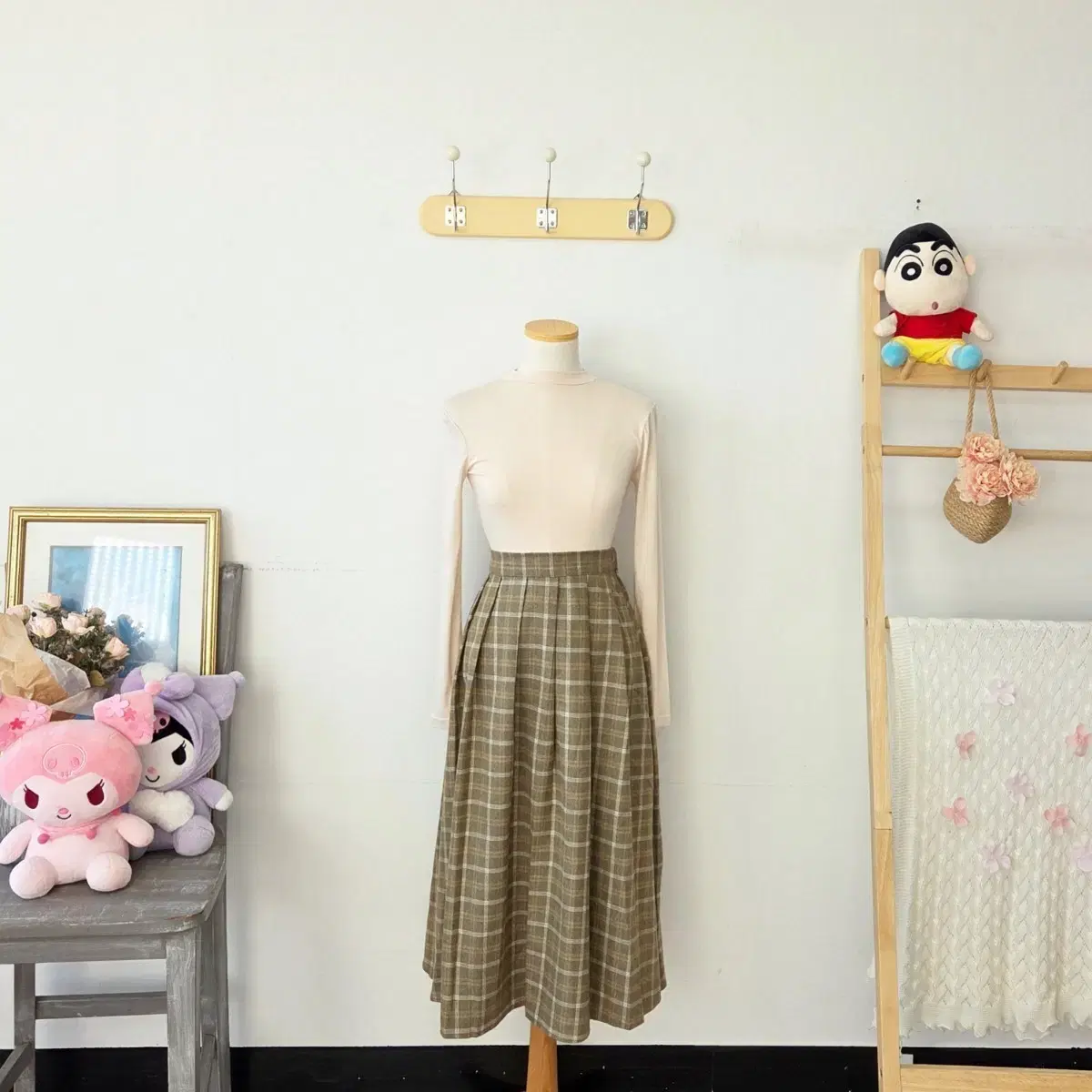 Vintage 10,000 Won Shop HOTPING Khaki Check Wool Skirt