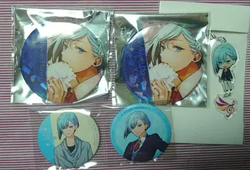 골드 컬러의 코르다 스타라이트 오케스트라 하루나 류세이 캔뱃지 등 세트