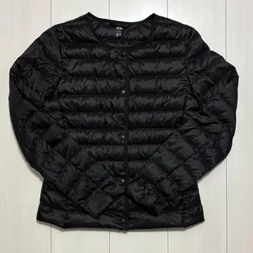 유니클로 울트라 라이트 다운 컴팩트 자켓 블랙 사이즈 S