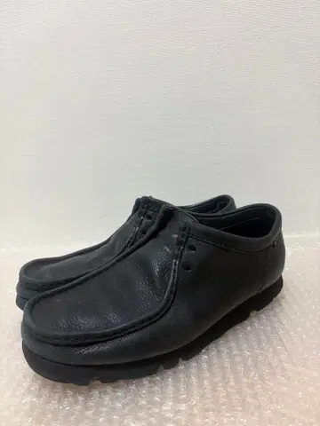 Clarks x BEAMS 별주 Wallabee GORE-TEX 26.5