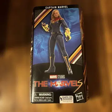 MARVEL LEGENDS 캡틴 마블 피규어
