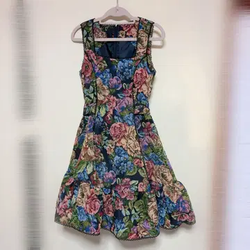 [시착만 한 상품] 쿠루미 시마무라 노엘 드 메모와르 오버롤 스커트 S