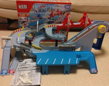 타카라토미 토미카 코스가 늘어나는! 2WAY 활기찬 고속도로