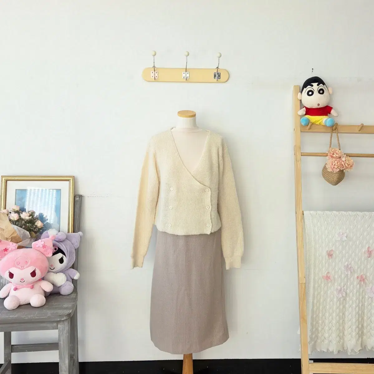 Vintage 10,000 Won Shop Cream Beige Check Wool Skirt