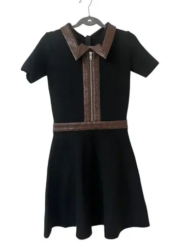 Darich 블랙 반팔 미니 원피스 카라 부착
