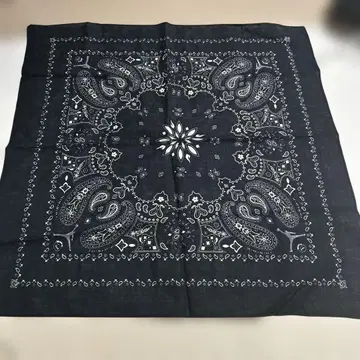 트래비스 스콧 블랙 팬텀 반다나 1개