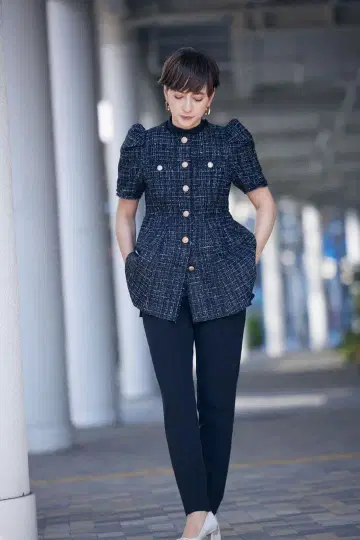 CELFORD 페플럼 하프 슬리브 자켓