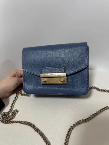 훌라 메트로폴리스