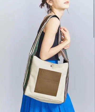 NOMADIS TOM 숄더백