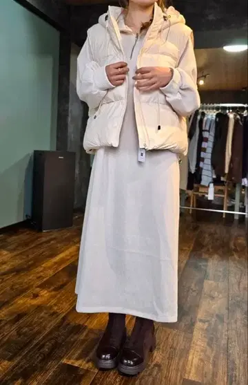 라이트 패딩 베스트 L 아이보리