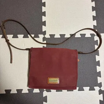 버건디 숄더백 BAGGY PORT