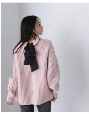 NATURAL BEAUTY BASIC 큐신 백리본 니트