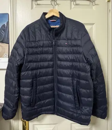 TOMMY HILFIGER 블랙 라이트 다운 자켓