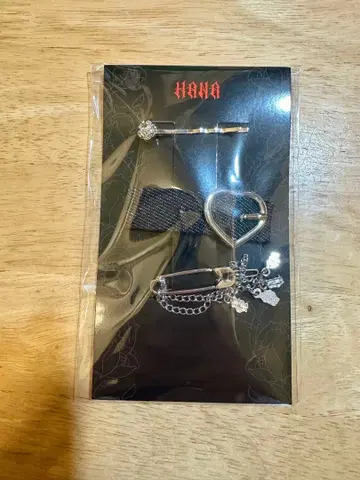 HANA 헤어핀 BAD LOVE