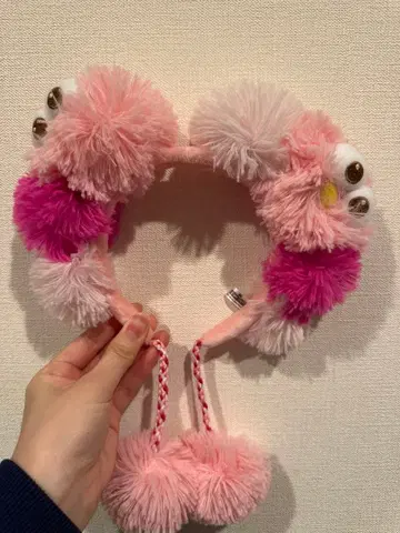 폼폼 포함 핑크 머리띠