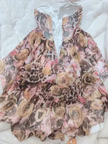 장미 드레스 뒤트임