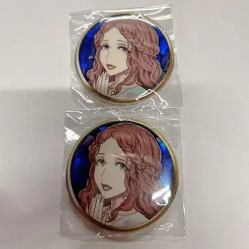 진로우 저지먼트 로라 홀로 있음