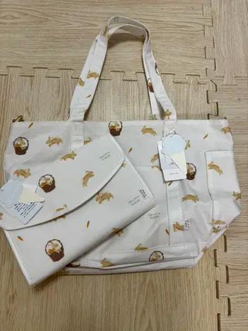 젤라또피케 마더백과 모자 수첩 케이스