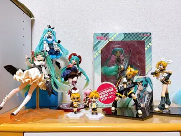 VOCALOID 피규어 묶음 판매