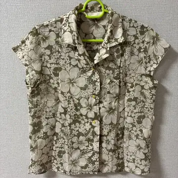 올리브 그린 / 여름 / Ray Cassin / 플라워 프린트 반팔 셔츠