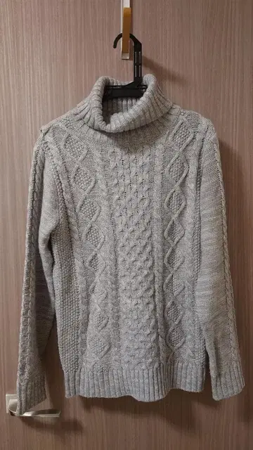 [ 시착만 한 상품 ] ADPOSION 그레이 케이블 짜임 터틀넥 M