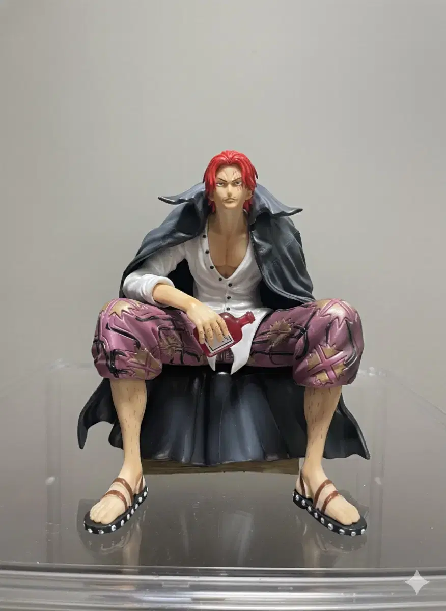 Onepiece Shanks Sitting Figure lovely (display item)