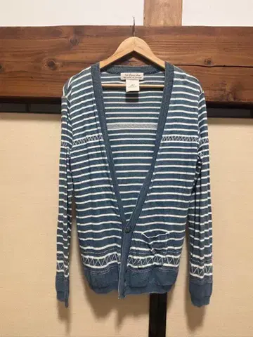 REMI RELIEF 더 골든 스테이트 가디건