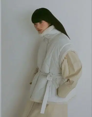 새상품 CASA FLINE 퀼팅 보아 리버서블 베스트