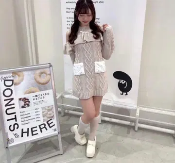 evelyn 퍼 포켓 오프숄더 OP 핑크