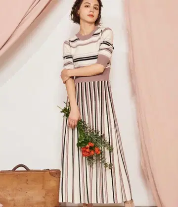 노엘라 멀티 보더 니트 원피스