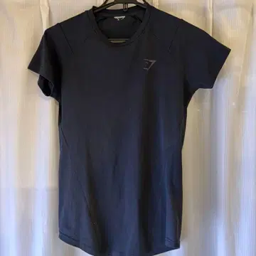 GYMSHARK 블랙 피트니스 T셔츠