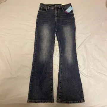 [ 새상품 ] 부츠컷 데님 L 사이즈