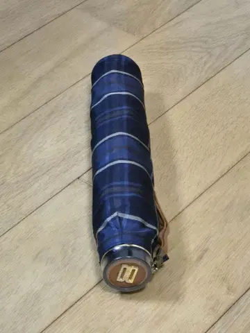 [ DAKS ] 네이비 체크 무늬 접이식 우산 중형