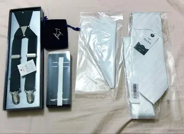 12/14까지 매진 결혼식 신랑 턱시도 주변 잡화