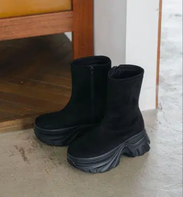 Kastane 페이크 스웨이드 미들 부츠 38