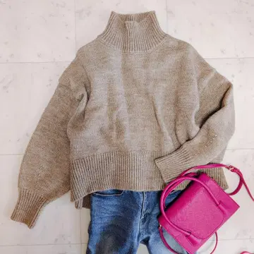 어반 리서치 터틀 스퀘어 니트 알파카 혼방 브라운